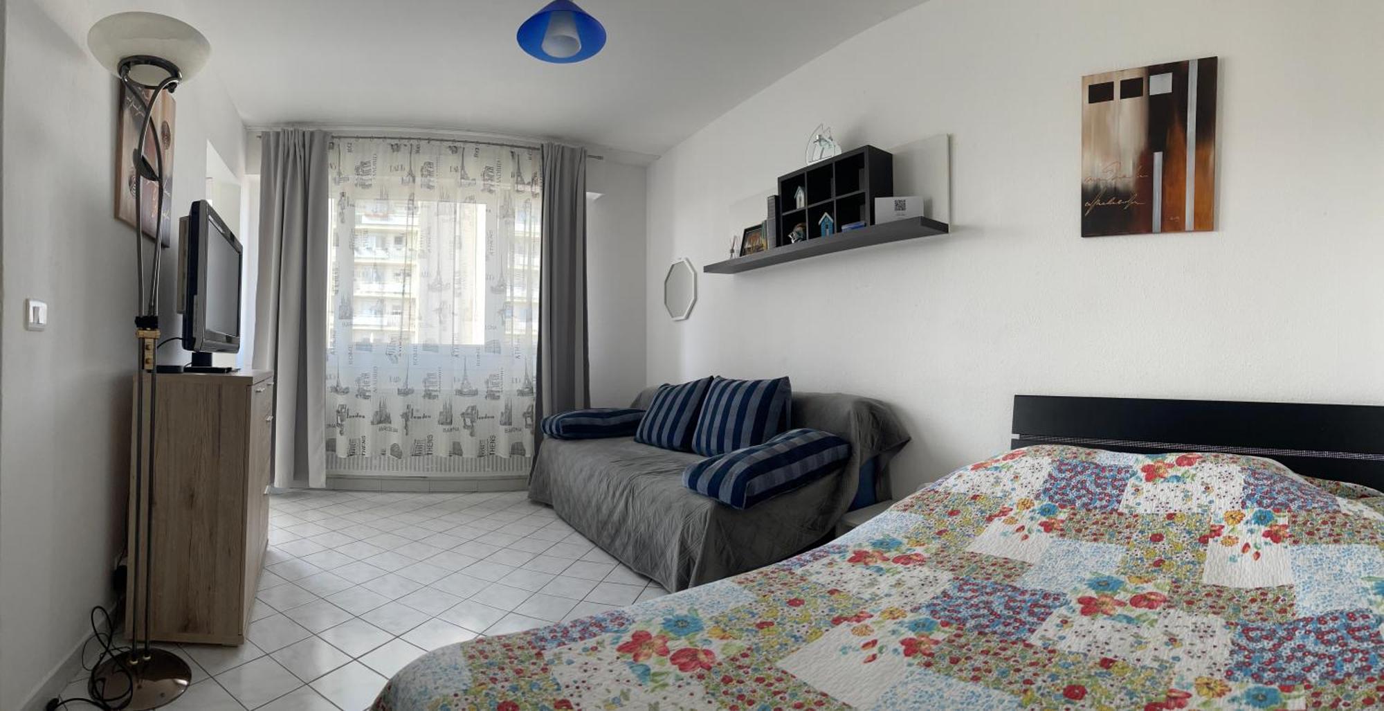 Cool Studio Saint Louis Vicino Stazione/Aereoporto Appartamento Esterno foto