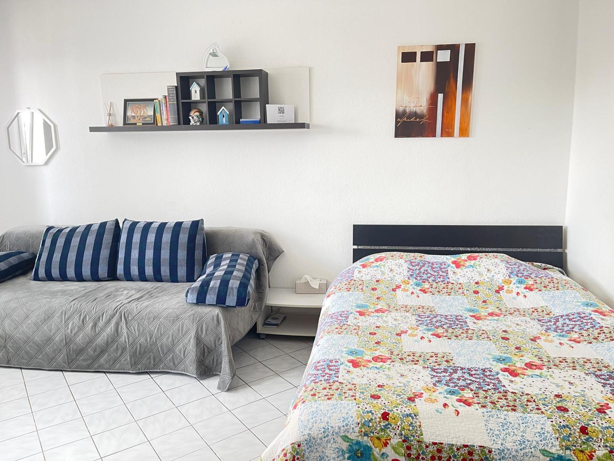 Cool Studio Saint Louis Vicino Stazione/Aereoporto Appartamento Esterno foto